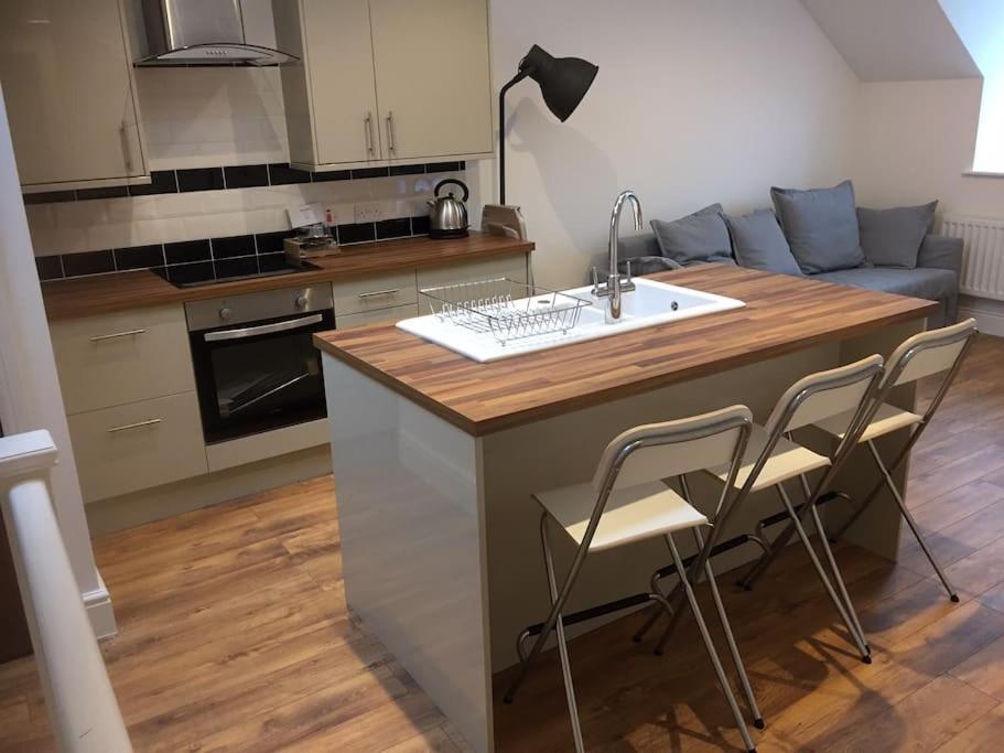 Apartment No. 8, 1 Bed, Sleeps 4 Exmouth Exterior photo